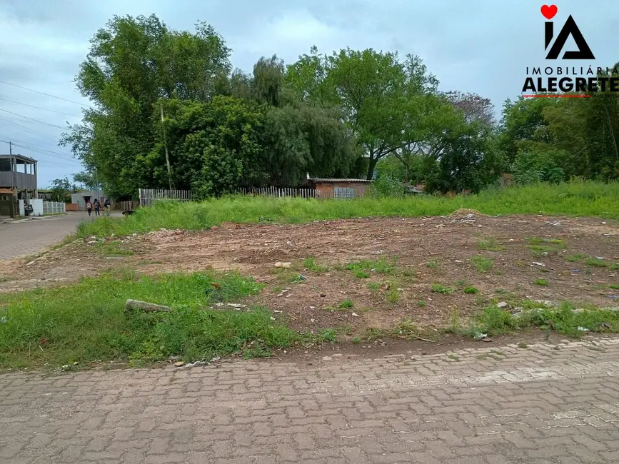 Foto 1 de Terreno / Lote à venda, 882m2 em Centro, Alegrete - RS