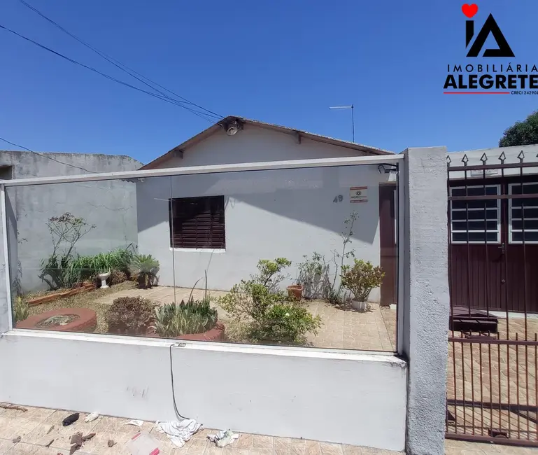 Casa com 3 quartos à venda, 114m2 em Joaquim Fonseca Milano, Alegrete - RS - imagem 1 Foto 1 de Casa com 3 quartos à venda, 114m2 em Joaquim Fonseca Milano, Alegrete - RS
