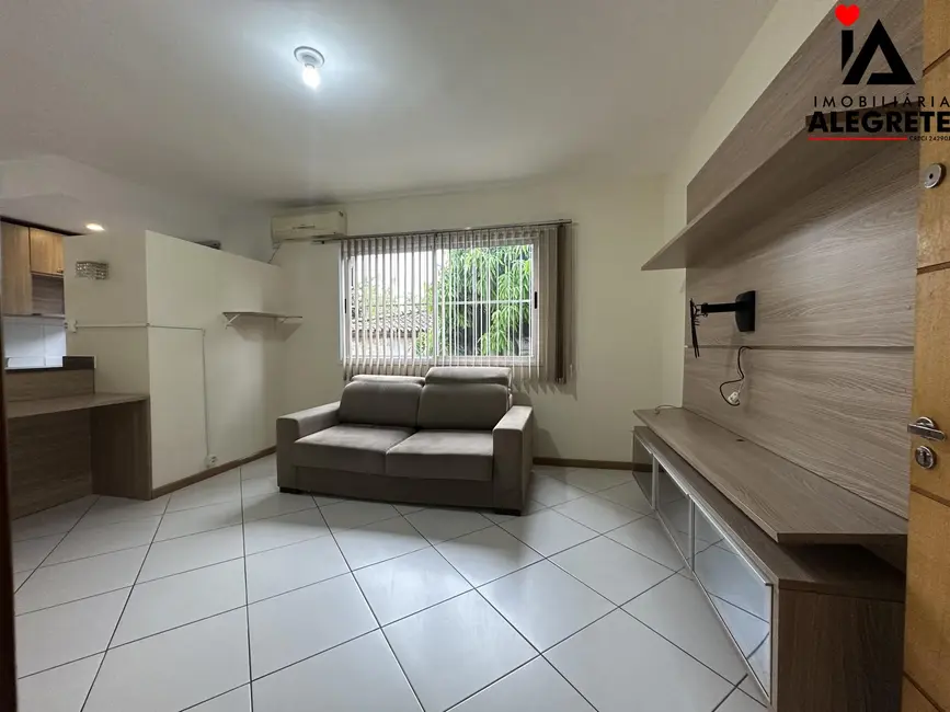 Foto 2 de Apartamento com 1 quarto para alugar em Centro, Alegrete - RS