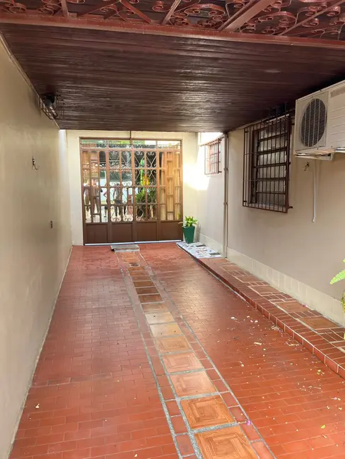 Foto 7 de Casa com 3 quartos à venda, 400m2 em Centro, Alegrete - RS