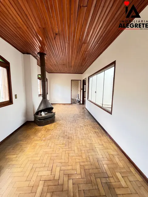 Apartamento com 3 quartos para alugar, 90m2 em Centro, Alegrete - RS - imagem 1 Foto 1 de Apartamento com 3 quartos para alugar, 90m2 em Centro, Alegrete - RS