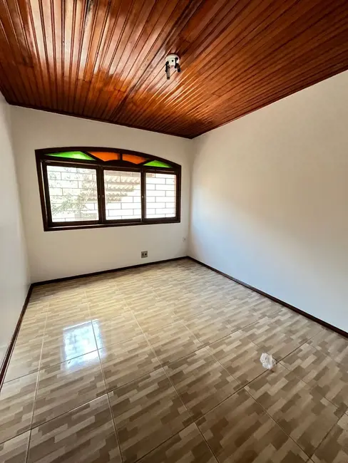 Foto 4 de Apartamento com 3 quartos para alugar, 90m2 em Centro, Alegrete - RS