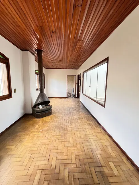 Foto 1 de Apartamento com 3 quartos para alugar, 90m2 em Centro, Alegrete - RS