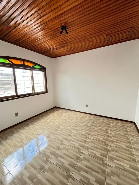 Foto 2 de Apartamento com 3 quartos para alugar, 90m2 em Centro, Alegrete - RS