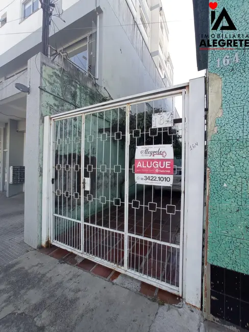 Foto 1 de Apartamento com 2 quartos para alugar, 55m2 em Centro, Alegrete - RS