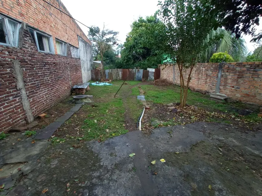 Foto 2 de Casa com 2 quartos à venda, 300m2 em Vila Nova, Alegrete - RS