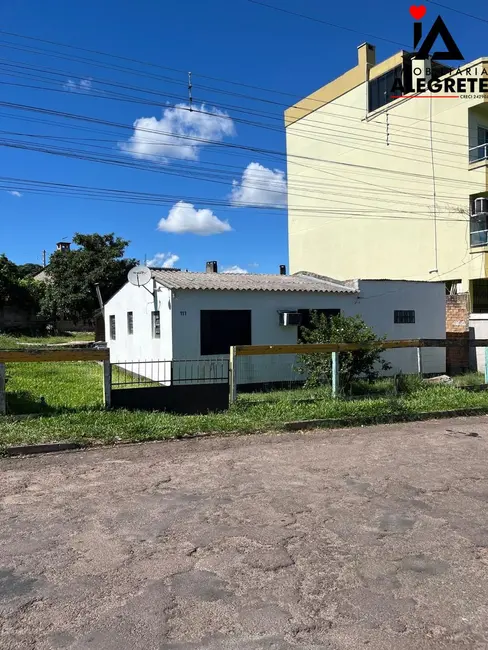 Foto 1 de Terreno / Lote à venda, 273m2 em Liberdade, Alegrete - RS