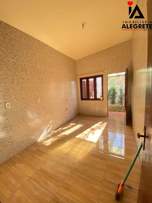 Foto 1 de Casa com 2 quartos para alugar em Inez, Alegrete - RS