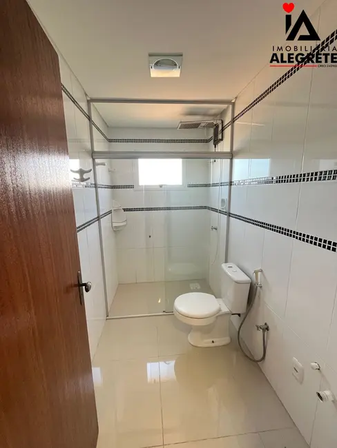 Apartamento com 3 quartos à venda, 90m2 em Centro, Alegrete - RS - imagem 8 Foto 8 de Apartamento com 3 quartos à venda, 90m2 em Centro, Alegrete - RS