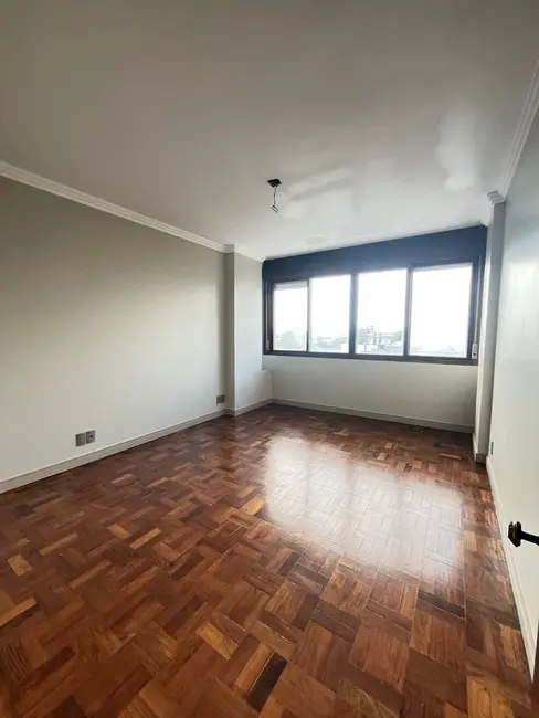 Foto 4 de Apartamento com 4 quartos para alugar, 186m2 em Centro, Alegrete - RS