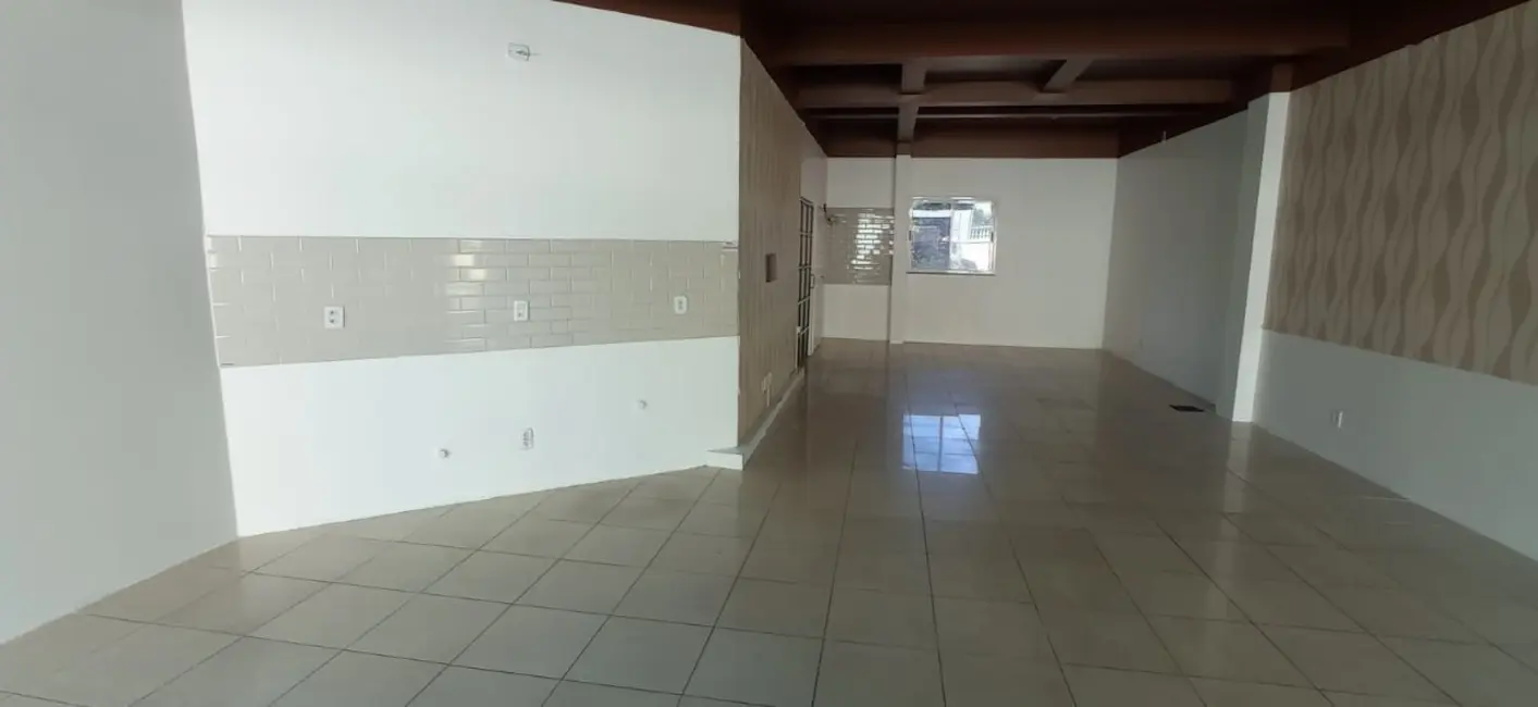Foto 2 de Loja para alugar, 70m2 em Centro, Alegrete - RS