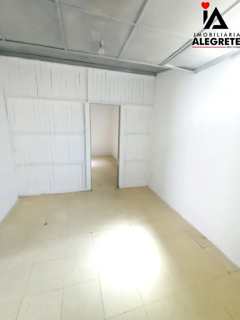 Casa com 1 quarto para alugar, 45m2 em Centro, Alegrete - RS - imagem 1 Foto 1 de Casa com 1 quarto para alugar, 45m2 em Centro, Alegrete - RS