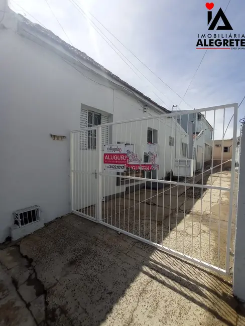 Casa com 1 quarto para alugar, 45m2 em Centro, Alegrete - RS - imagem 6 Foto 6 de Casa com 1 quarto para alugar, 45m2 em Centro, Alegrete - RS