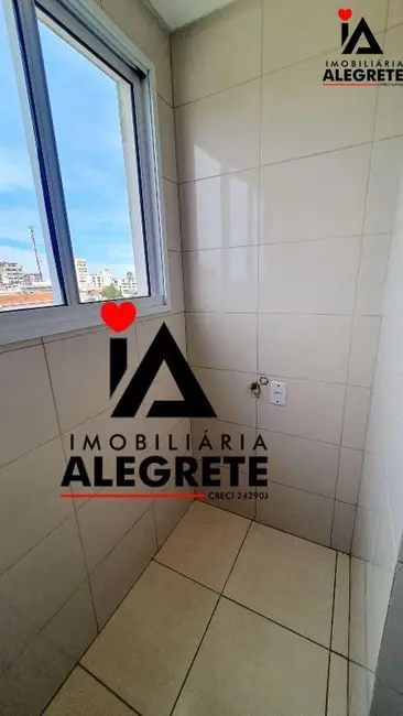 Apartamento com 3 quartos à venda, 151m2 em Centro, Alegrete - RS - imagem 6 Foto 6 de Apartamento com 3 quartos à venda, 151m2 em Centro, Alegrete - RS