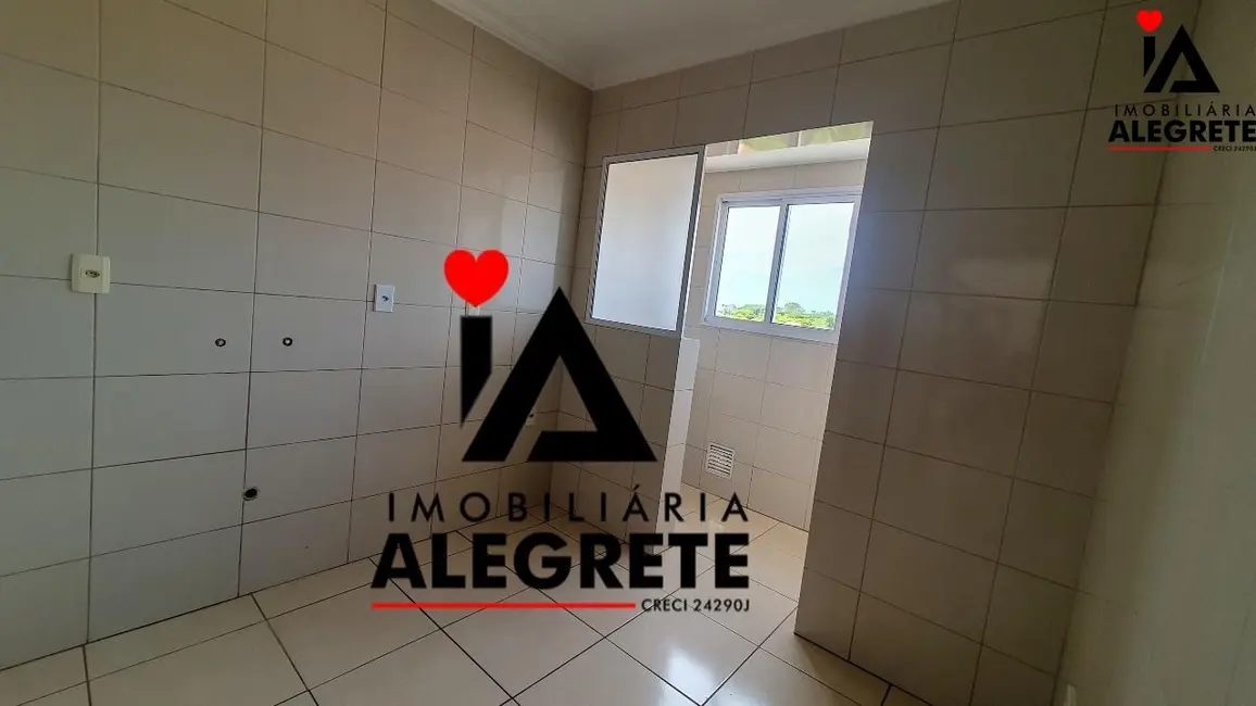 Apartamento com 3 quartos à venda, 151m2 em Centro, Alegrete - RS - imagem 4 Foto 4 de Apartamento com 3 quartos à venda, 151m2 em Centro, Alegrete - RS