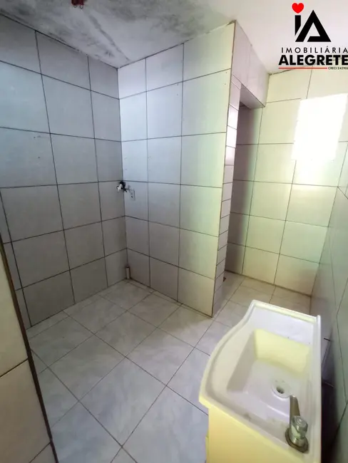 Casa com 2 quartos à venda, 120m2 em Cidade Alta, Alegrete - RS - imagem 6 Foto 6 de Casa com 2 quartos à venda, 120m2 em Cidade Alta, Alegrete - RS