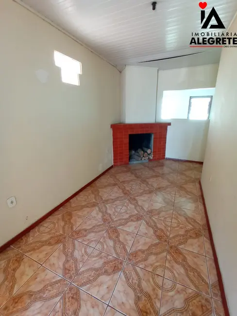 Casa com 2 quartos à venda, 120m2 em Cidade Alta, Alegrete - RS - imagem 4 Foto 4 de Casa com 2 quartos à venda, 120m2 em Cidade Alta, Alegrete - RS