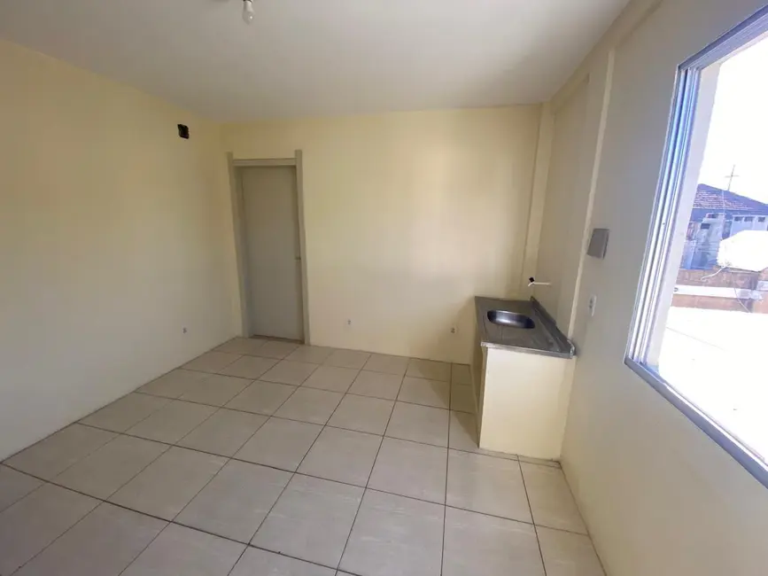 Foto 4 de Apartamento com 1 quarto para alugar, 90m2 em Centro, Alegrete - RS