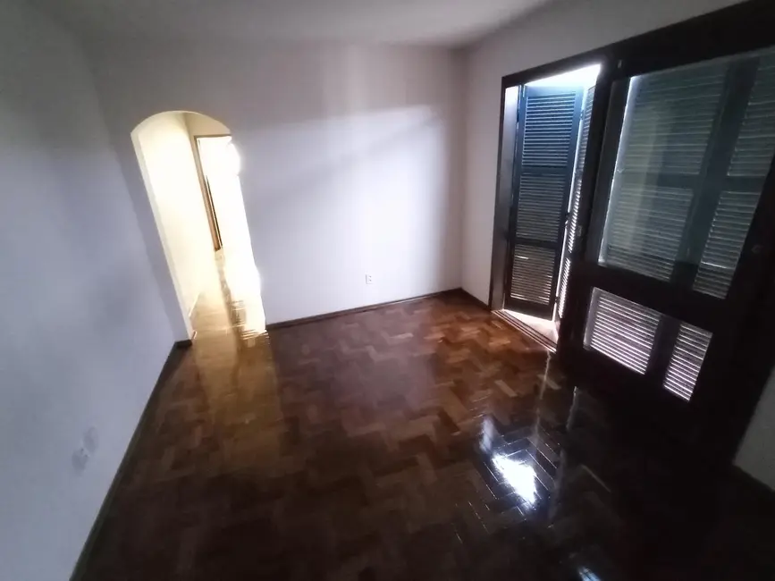 Foto 9 de Apartamento com 2 quartos para alugar, 80m2 em Centro, Alegrete - RS