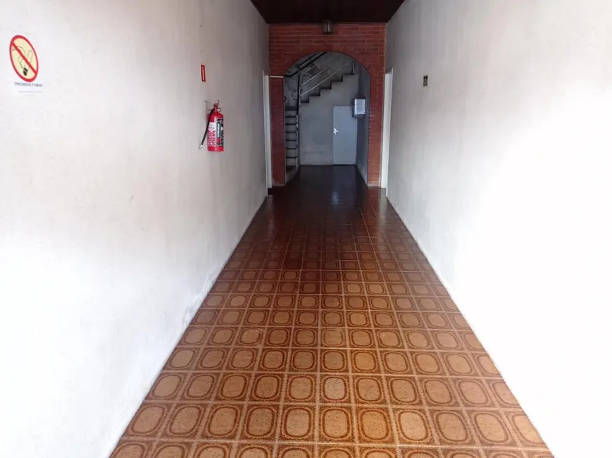 Foto 2 de Apartamento com 2 quartos para alugar, 80m2 em Centro, Alegrete - RS
