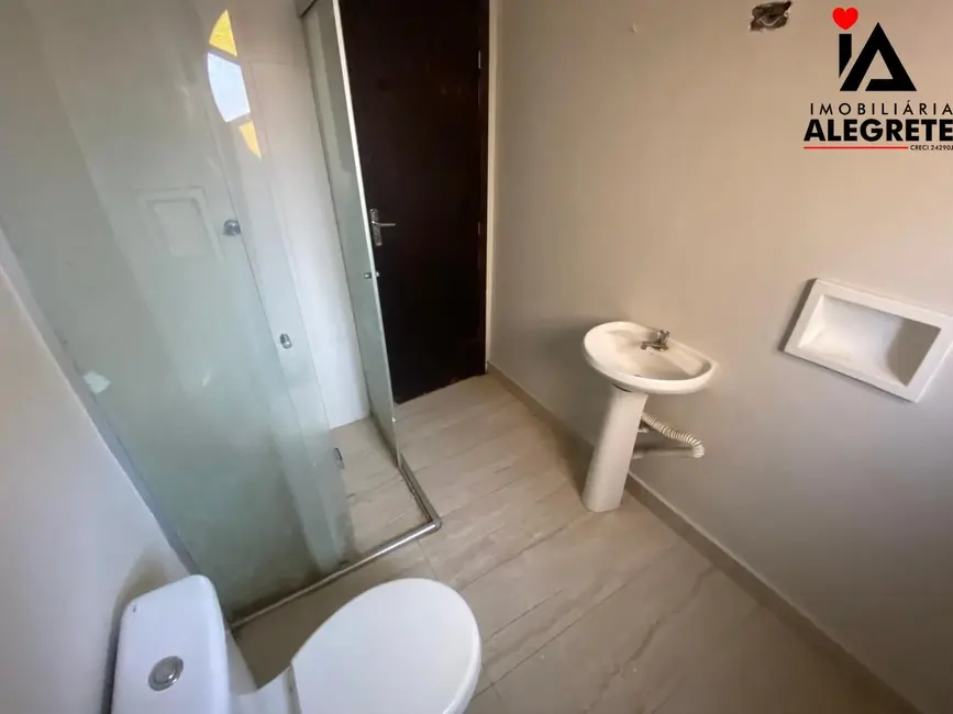 Apartamento com 2 quartos para alugar, 80m2 em Centro, Alegrete - RS - imagem 5 Foto 5 de Apartamento com 2 quartos para alugar, 80m2 em Centro, Alegrete - RS