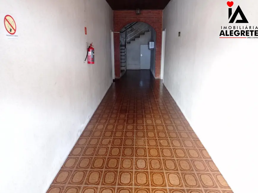 Apartamento com 2 quartos para alugar, 80m2 em Centro, Alegrete - RS - imagem 7 Foto 7 de Apartamento com 2 quartos para alugar, 80m2 em Centro, Alegrete - RS
