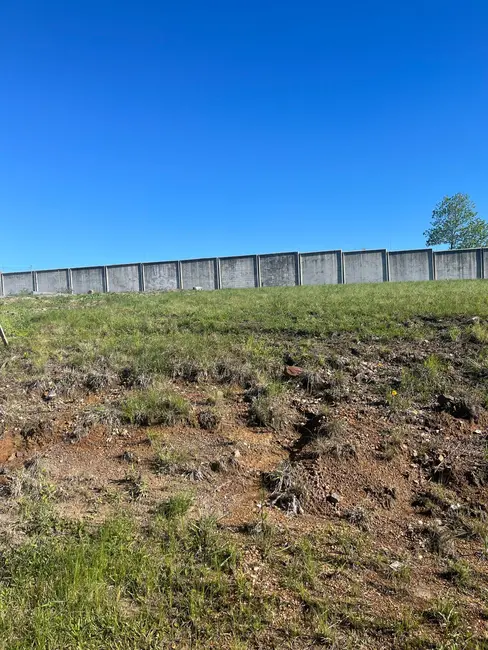 Foto 2 de Terreno / Lote à venda, 455m2 em Santos Dumont, Alegrete - RS