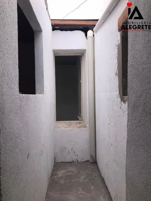 Loja para alugar, 36m2 em Centro, Alegrete - RS - imagem 3 Foto 3 de Loja para alugar, 36m2 em Centro, Alegrete - RS