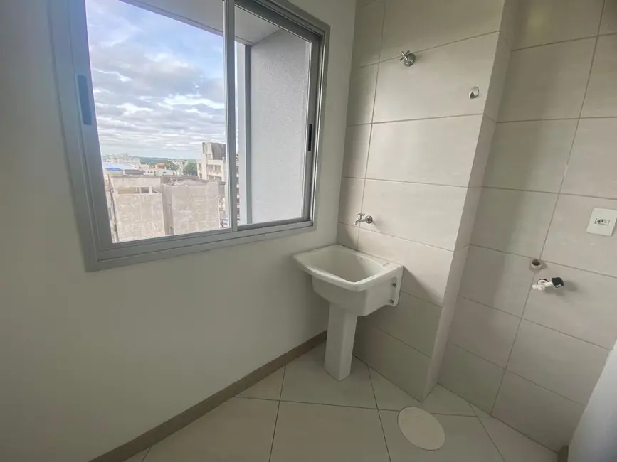 Foto 6 de Apartamento com 2 quartos para alugar, 70m2 em Centro, Alegrete - RS