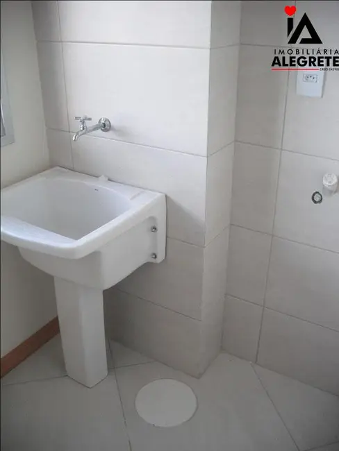 Apartamento com 2 quartos para alugar, 70m2 em Centro, Alegrete - RS - imagem 5 Foto 5 de Apartamento com 2 quartos para alugar, 70m2 em Centro, Alegrete - RS