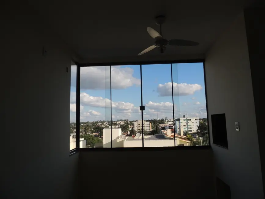 Foto 5 de Apartamento com 2 quartos para alugar, 60m2 em Centro, Alegrete - RS