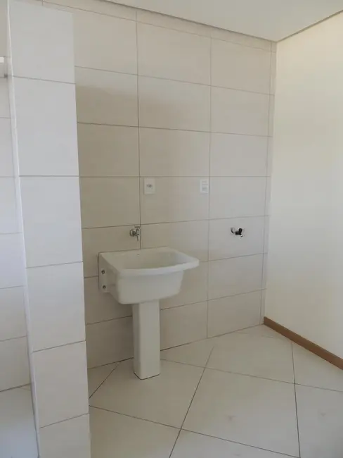 Foto 8 de Apartamento com 2 quartos para alugar, 60m2 em Centro, Alegrete - RS