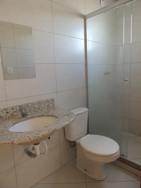 Foto 3 de Apartamento com 2 quartos para alugar, 60m2 em Centro, Alegrete - RS