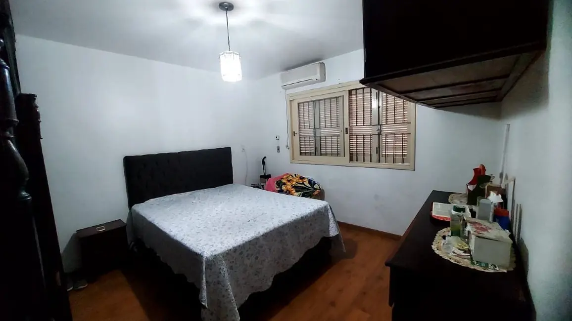 Foto 4 de Apartamento com 2 quartos à venda, 70m2 em Centro, Alegrete - RS