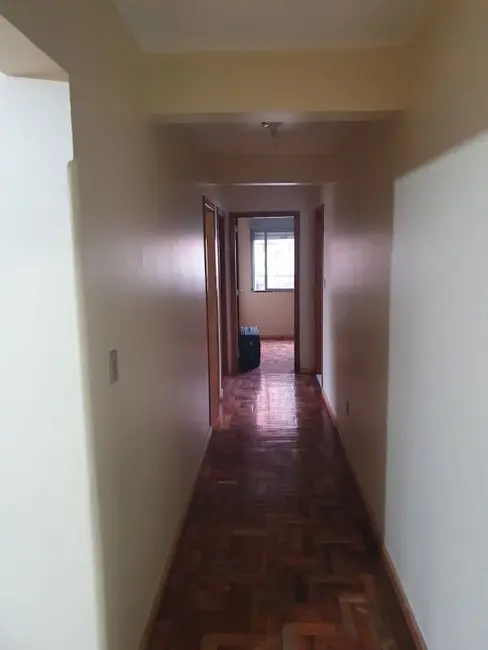 Apartamento com 3 quartos à venda, 80m2 em Centro, Alegrete - RS - imagem 7 Foto 7 de Apartamento com 3 quartos à venda, 80m2 em Centro, Alegrete - RS