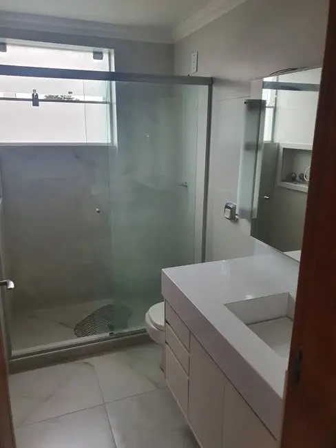 Apartamento com 3 quartos à venda, 80m2 em Centro, Alegrete - RS - imagem 8 Foto 8 de Apartamento com 3 quartos à venda, 80m2 em Centro, Alegrete - RS