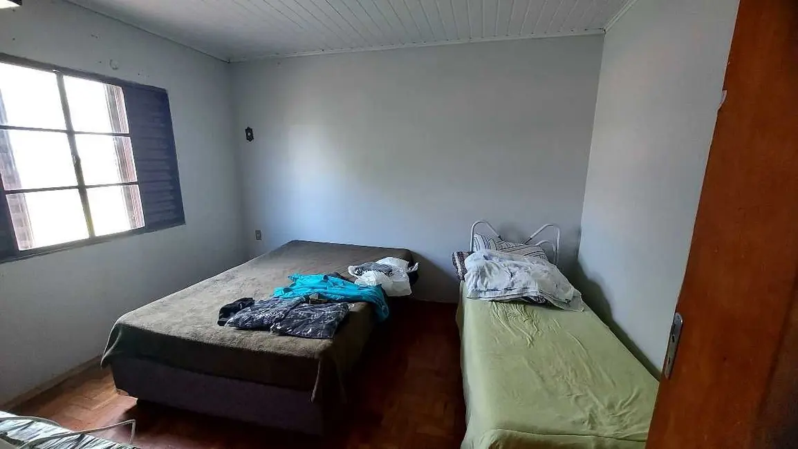 Sobrado com 4 quartos à venda, 226m2 em Balneário Caverá, Alegrete - RS - imagem 3 Foto 3 de Sobrado com 4 quartos à venda, 226m2 em Balneário Caverá, Alegrete - RS