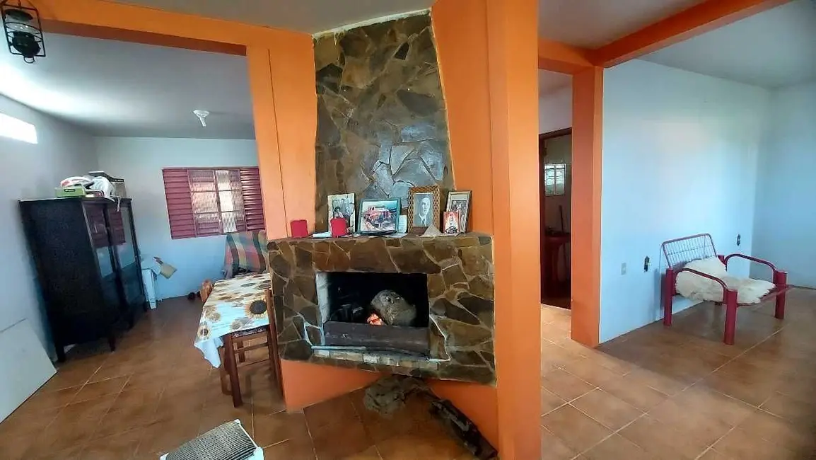 Sobrado com 4 quartos à venda, 226m2 em Balneário Caverá, Alegrete - RS - imagem 8 Foto 8 de Sobrado com 4 quartos à venda, 226m2 em Balneário Caverá, Alegrete - RS
