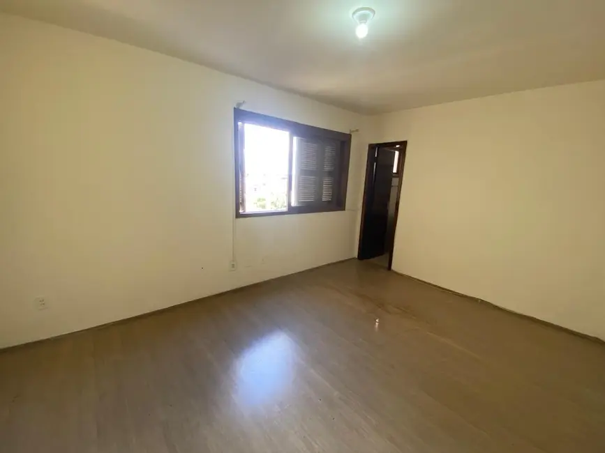 Apartamento com 3 quartos à venda, 124m2 em Centro, Alegrete - RS - imagem 5 Foto 5 de Apartamento com 3 quartos à venda, 124m2 em Centro, Alegrete - RS