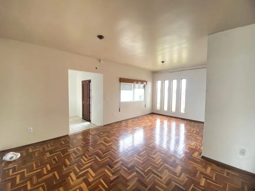 Foto 2 de Casa com 4 quartos para alugar, 119m2 em Boa Vista, Alegrete - RS