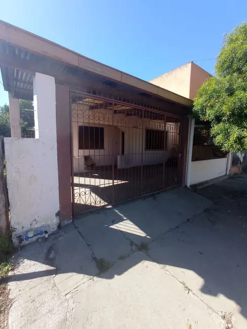 Foto 2 de Casa com 3 quartos à venda, 164m2 em Vila Nova, Alegrete - RS