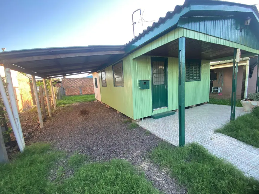 Foto 1 de Casa com 2 quartos para alugar, 280m2 em Sepé Tiaraju, Alegrete - RS