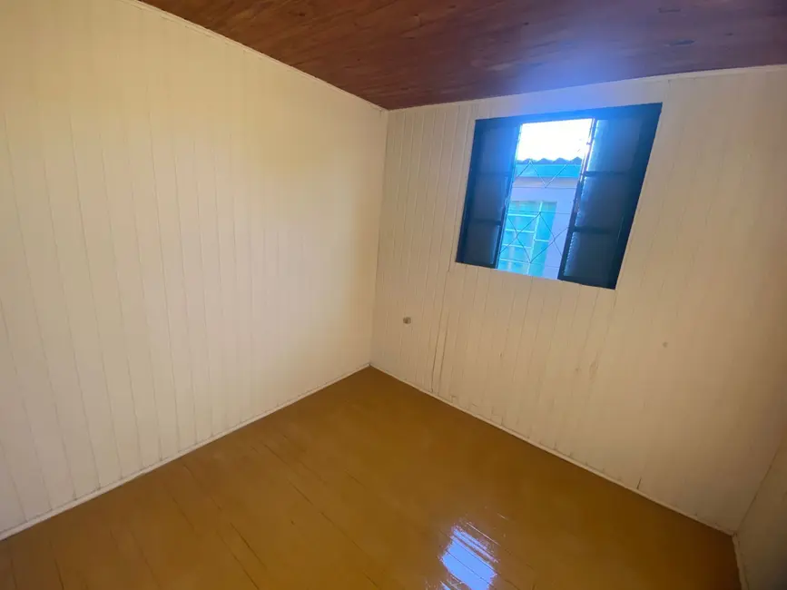 Foto 5 de Casa com 2 quartos para alugar, 280m2 em Sepé Tiaraju, Alegrete - RS