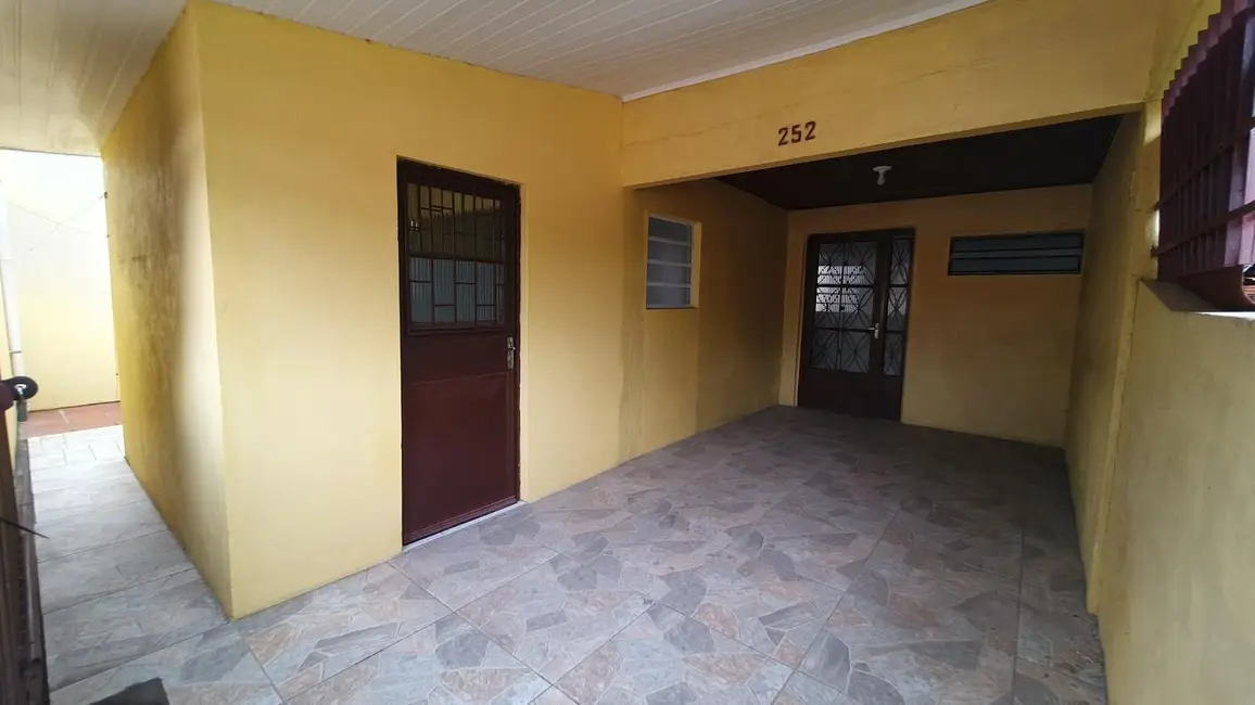 Casa com 3 quartos à venda, 80m2 em Promorar, Alegrete - RS - imagem 2 Foto 2 de Casa com 3 quartos à venda, 80m2 em Promorar, Alegrete - RS