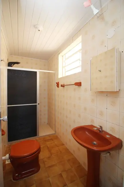 Apartamento com 3 quartos para alugar, 70m2 em Centro, Alegrete - RS - imagem 9 Foto 9 de Apartamento com 3 quartos para alugar, 70m2 em Centro, Alegrete - RS