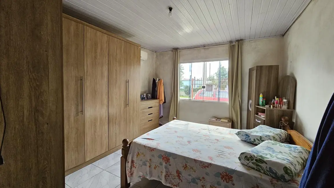 Foto 6 de Casa com 2 quartos à venda, 90m2 em Sepé Tiaraju, Alegrete - RS