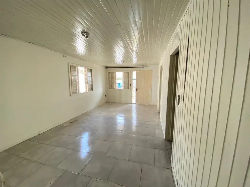 Foto 6 de Casa com 2 quartos à venda, 90m2 em Centro, Alegrete - RS