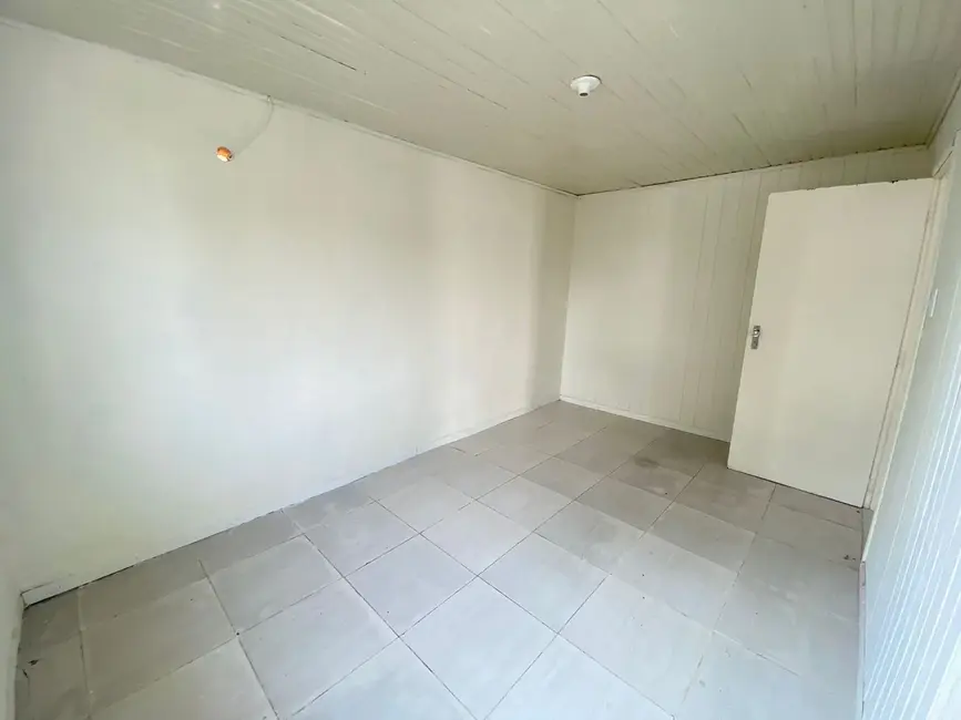 Foto 8 de Casa com 2 quartos à venda, 90m2 em Centro, Alegrete - RS