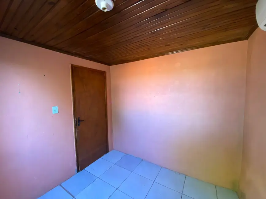 Foto 9 de Casa com 2 quartos à venda, 90m2 em Alegrete - RS