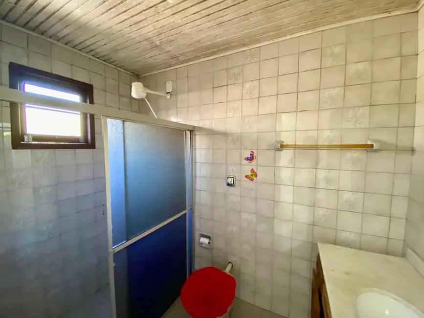 Foto 9 de Casa com 2 quartos à venda, 150m2 em Centro, Alegrete - RS